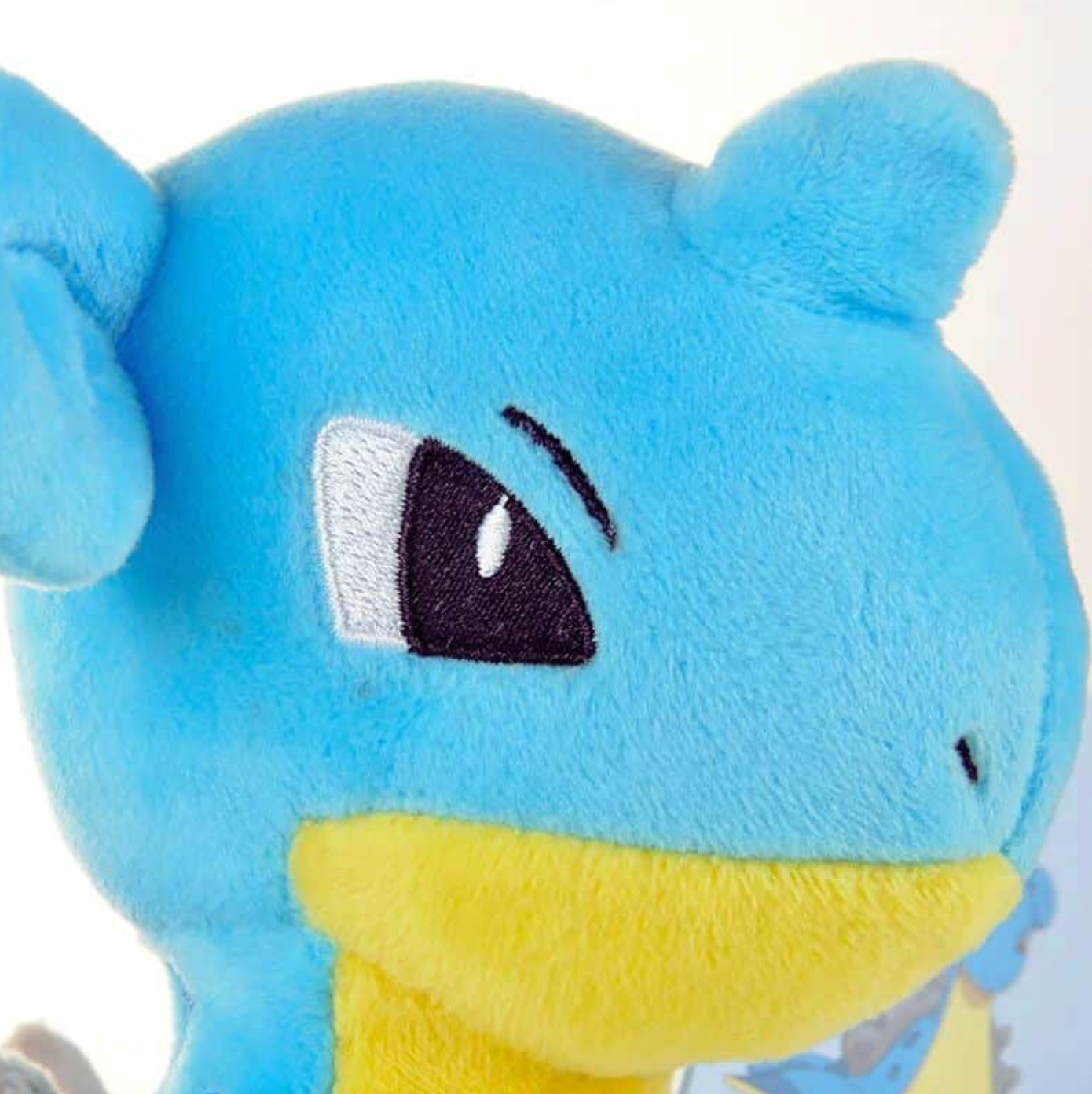 Pokémon Lokhlass Plush Toy